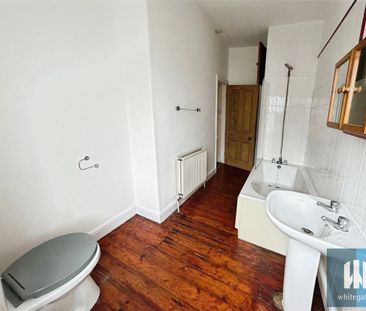 Almondbury Bank, Moldgreen, Huddersfield, HD5 - Photo 6