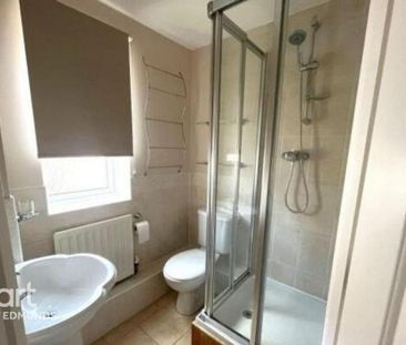 4 bedroom terraced house to rent - Photo 3