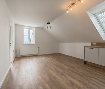 Frisch sanierte 2-Zimmer-Wohnung mit neuer Küche, Parkplatz und Kel... - Foto 4