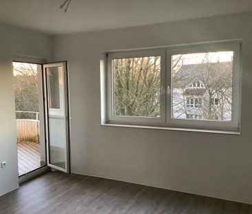 Lust auf eine renovierte 3-Zi.mmer-Wohnung im Erdgeschoss? Ab sofor... - Foto 1