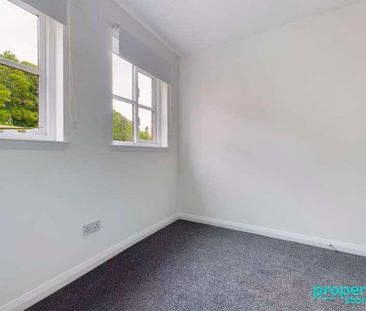 Dundas Court, East Kilbride, South Lanarkshire, G74 - Photo 6