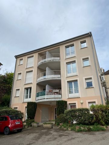 A LOUER SUPERBE APPARTEMENT TYPE 4 AVENUE ANATOLE FRANCE A TROYES - Photo 3