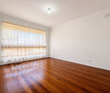 Delightful Family Home in The Heart of Thomastown - Photo 3
