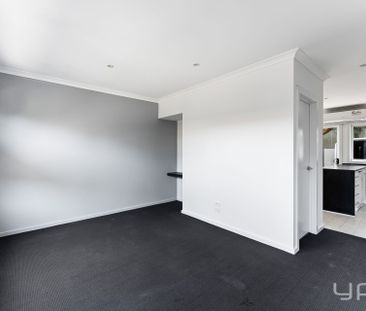 MODERN TOWNHOUSE, CENTRAL WERRIBEE - Photo 1