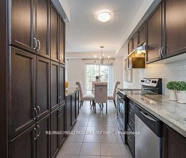 For Lease - 52 Edwin Pearson Street, Aurora, Ontario - Photo 4