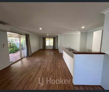 Spacious Unit in the Heart of Eaton! - Photo 2