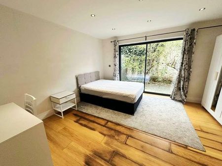 Lotus Mews, Sussex Way, Archway, N19 - Photo 4