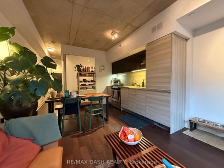 8 Gladstone Lofts - Photo 5