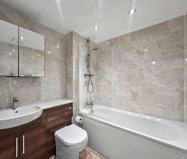 Amberside Court Hardings Close, HP3 - Photo 5