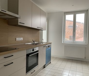 Location Appartement 4 pièces 95m² SARREGUEMINES 57200 - Photo 3