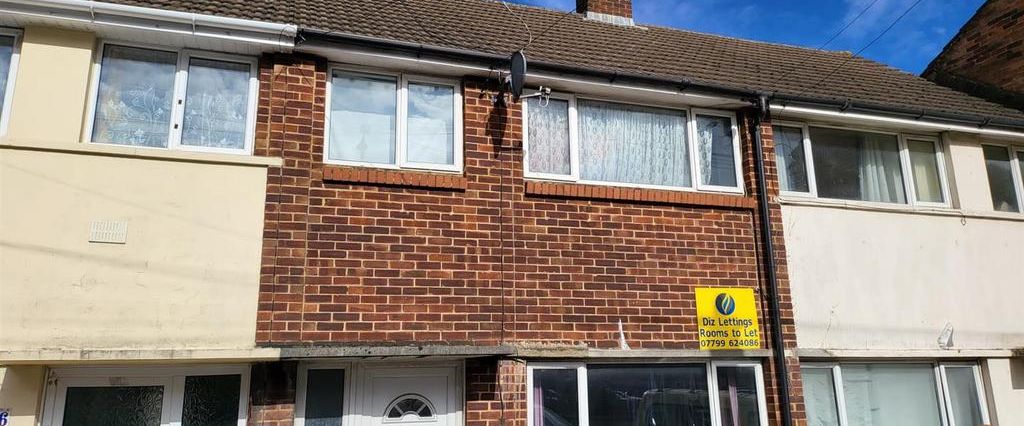 5 bedroom terraced house to rent - Photo 1
