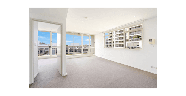 2 BEDROOM APARTMENT WITH RESORT STYLE FACILITIES - Photo 1