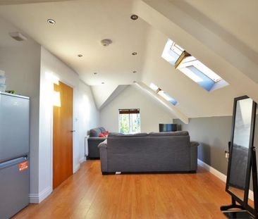 1 bedroom Flat To Let - Photo 3