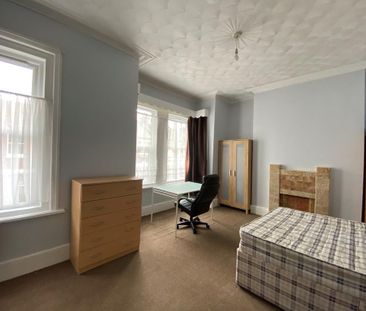 5 bedroom terraced house to rent - Photo 6