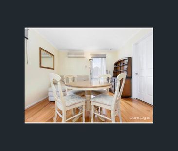 Charming Family Home in a Tranquil Neighbourhood 🏡✨ - Photo 2