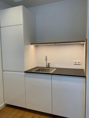 Te huur: Appartement Vaartstraat in Amsterdam - Photo 3