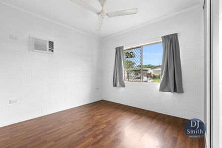 Freshly Painted 3-Bedroom Family Home - Photo 4