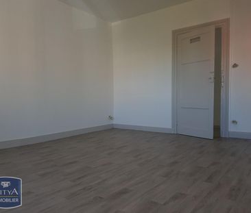 Location Appartement 4 pièces 99m² ST LAURENT SUR SAONE 01750 - Photo 1
