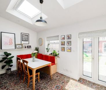4 Bed Terraced House, Cambridge Road, IG3 - Photo 3