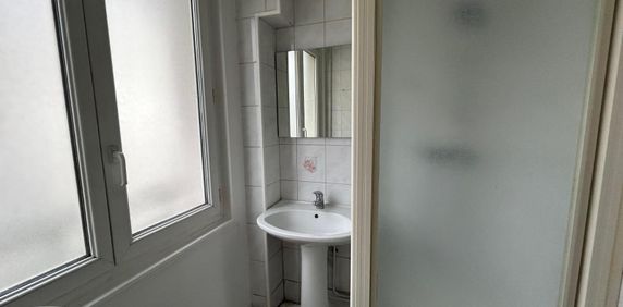 Location Appartement 1 pièce 32m² LE HAVRE 76600 - Photo 2