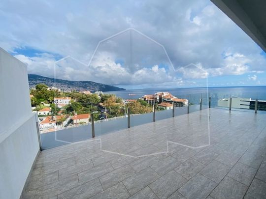 2 room luxury Apartment for rent in Estrada Monumental, Funchal, Madeira - Photo 1