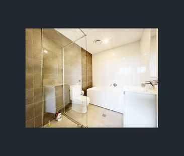 Charming 2-Bedroom Apartment on Amor Street for Rent! - Photo 1