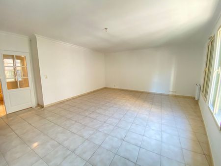 Location Appartement 4 pièces 94m² - Photo 2