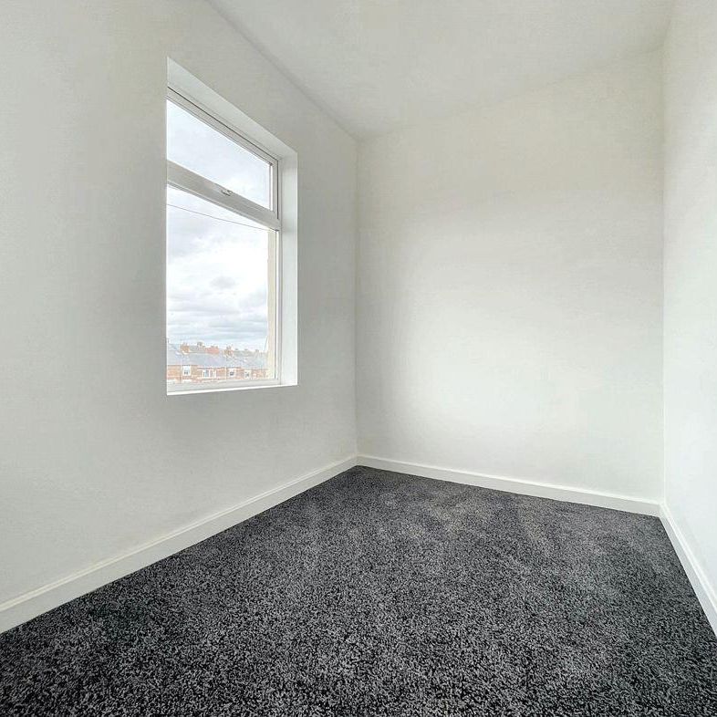 4 bed terrace to rent in SR8 - Photo 1