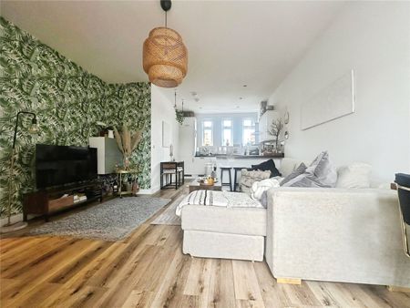 Radnor Road, Twickenham, TW1 4NB - Photo 4