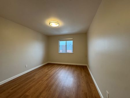 For Lease - 610 Lake Street Unit# 708, St. Catharines, Ontario - Photo 5