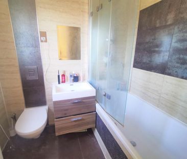 5 bedroom detached house to rent - Photo 6