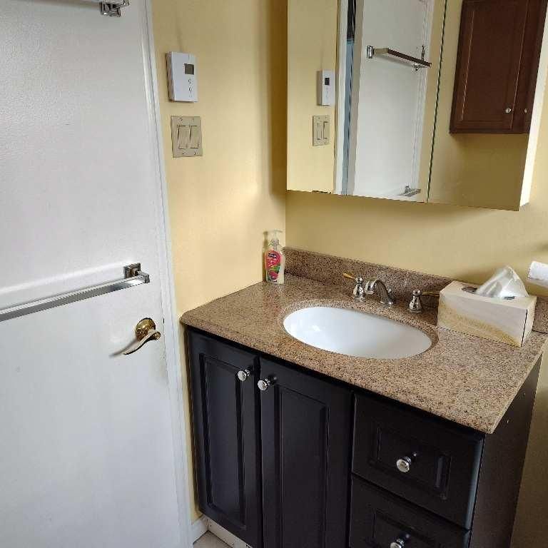 4 1/2 à louer - Photo 1