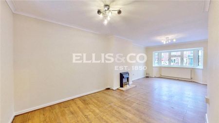 3 bedroom end of terrace house to rent - Photo 2