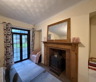 2 bedroom terraced house to rent - Photo 2