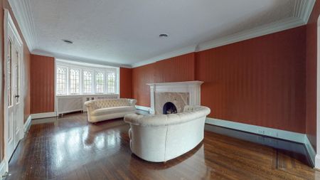 For Lease - 312 Glenayr Road, Toronto, Ontario - Photo 3