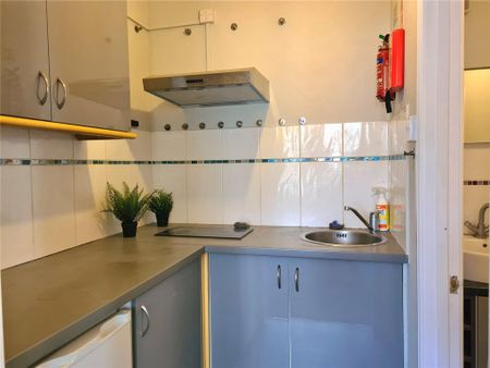 Studio to rent - Photo 4