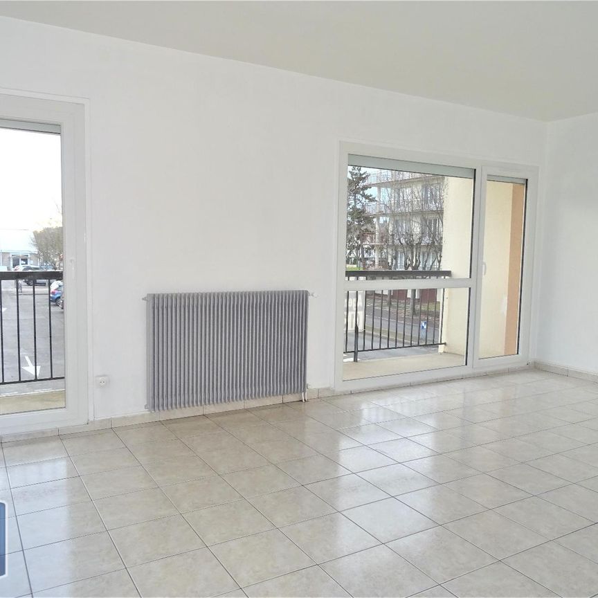 Location Appartement 2 pièces 55m² MAUREPAS 78310 - Photo 1