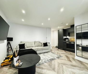 2 bedroom flat to rent - Photo 1