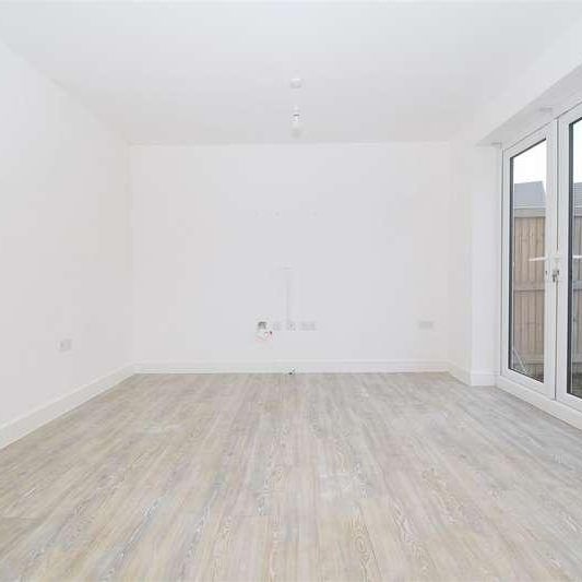 Hawthorne Street, Normanton, WF6 - Photo 1