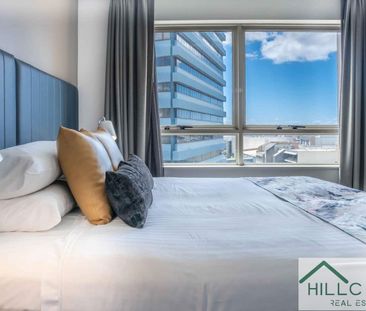 ONE BEDROOM APARTMENT IN ULTRA-CONVENIENT LOCATION | AVAILABLE FROM... - Photo 2