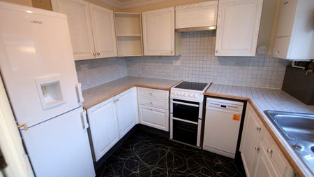 15-17 Suffolk Road, CHELTENHAM GL502AF - Photo 4