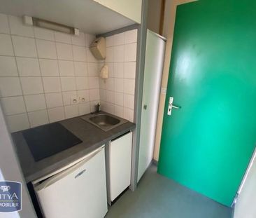 Location Appartement 1 pièce 16m² POITIERS 86000 - Photo 1