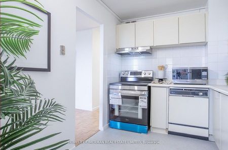 For Lease - 715 Don Mills Road Unit# 1702, Toronto, Ontario - Photo 2