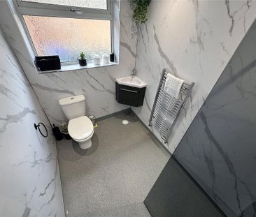 4 bedroom bungalow to rent - Photo 4