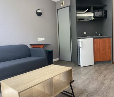 Location Appartement 2 pièces 30m² CHASSENEUIL DU POITOU 86360 - Photo 1