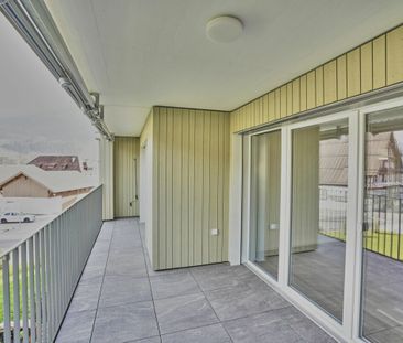 Moderne 2.5-Zimmerwohnung mit Balkon - Foto 3