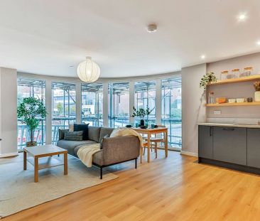 Madeira Road, Bournemouth, Dorset, BH1 - Photo 2