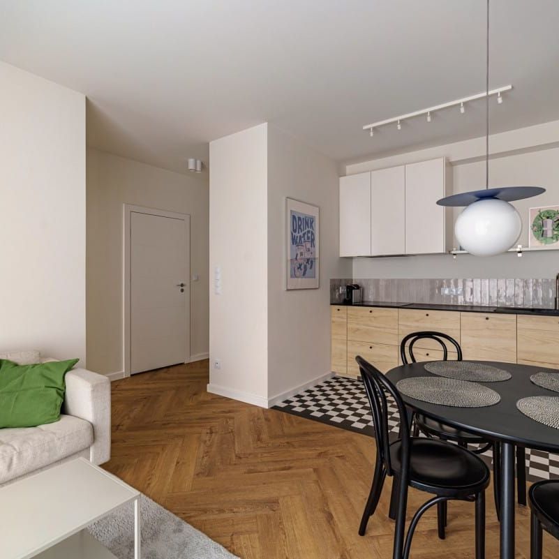 Świeżo wykończone/ Parking Podziemny /Klimatyzacja 42 m² - Zdjęcie 1