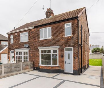 To Let 3 Bed House - Semi-Detached - Photo 3