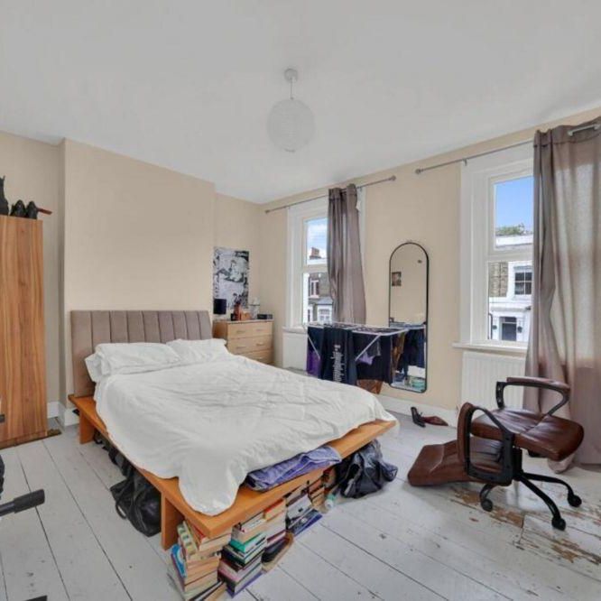 6 bedroom terraced house to rent - Photo 1